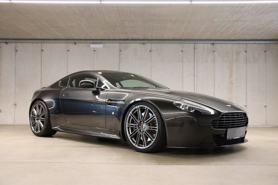 Aston Martin V8 Vantage S SP10 Coupé *LIMITED EDITION*TOP* bei THE CANDYSHOP – RR MOTORS in 