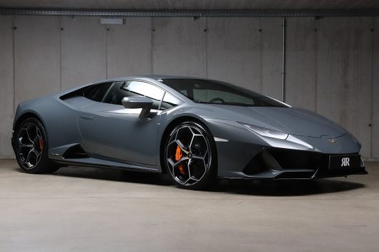 Lamborghini Huracán Evo *Allrad*Perfekt* bei THE CANDYSHOP – RR MOTORS in 